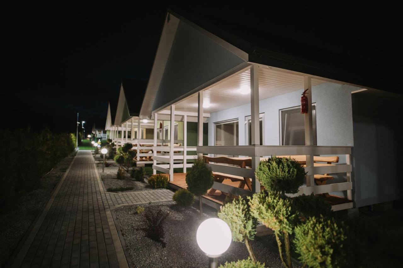 Domki Bajkowe Wzgórze Bobolin Exterior foto